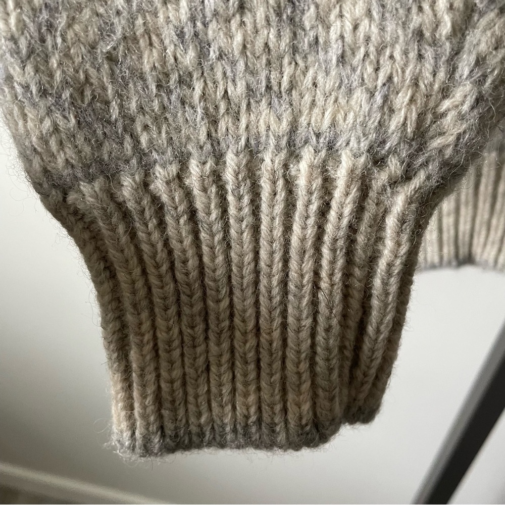 Vintage GAP 100% Wool Crewneck Knit Sweater Chunky Thick Nordic Geometric 90s - Picture 5 of 10